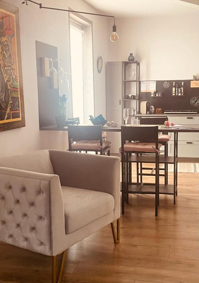 Arona Picasso'S House Modern Art Apartment Bagian luar foto